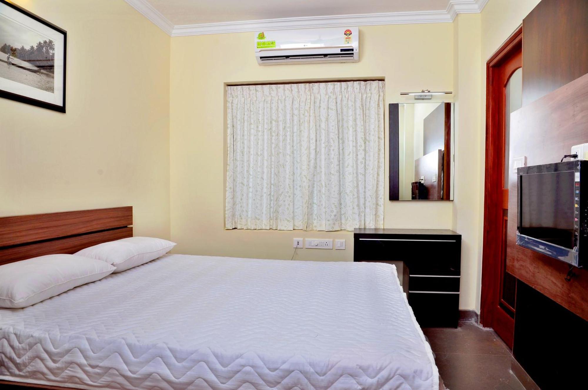 French Avenue Hotel Mahe Exterior photo