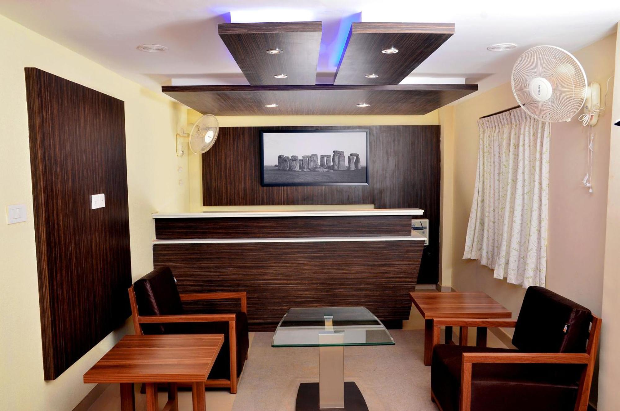 French Avenue Hotel Mahe Exterior photo